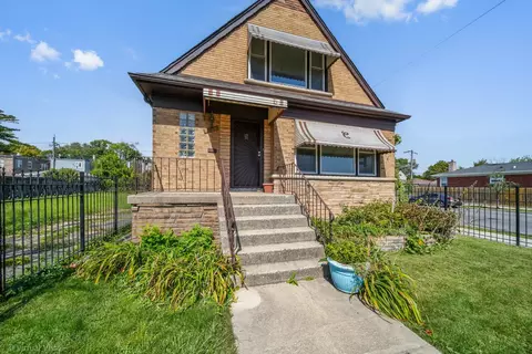 4400 W Cortez St, Chicago, IL 60651