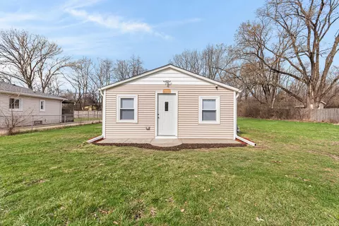 2111 Fairview Ave, Lockport, IL 60441
