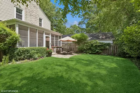 Exterior - 2043 Ewing Ave, Evanston, IL 60201 photo 7 of 8