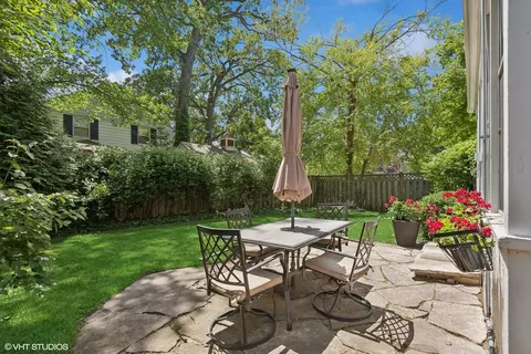 Exterior - 2043 Ewing Ave, Evanston, IL 60201 photo 6 of 8