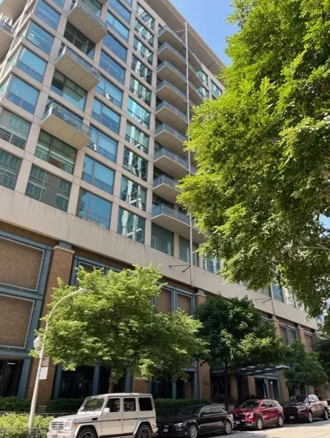 125 E 13th St #512, Chicago, IL 60605