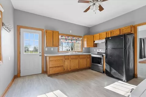 Kitchen - 103 E 1400 North Rd, Danvers, IL 61732 photo 1 of 1
