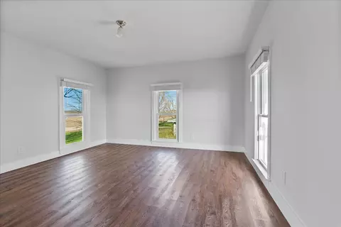 Bedroom - 103 E 1400 North Rd, Danvers, IL 61732 photo 2 of 3