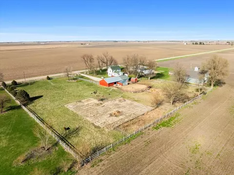 View/Area - 103 E 1400 North Rd, Danvers, IL 61732 photo 4 of 6