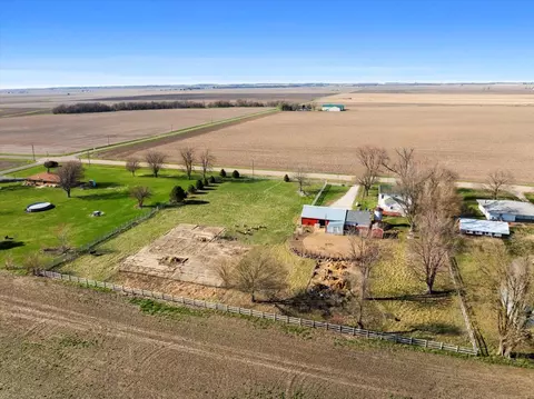 View/Area - 103 E 1400 North Rd, Danvers, IL 61732 photo 3 of 6