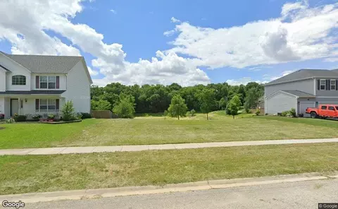 908 Churchill Dr, Plano, IL 60545