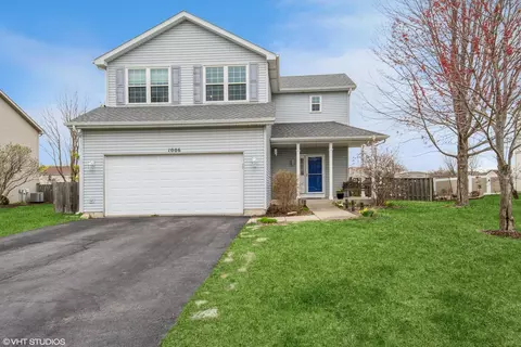 1006 Phelps Ln, Shorewood, IL 60404