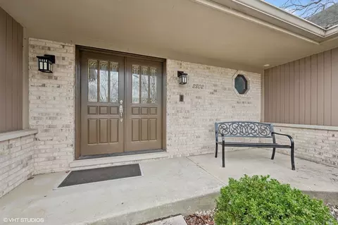 Exterior - 2802 Coleen Ct, Rolling Meadows, IL 60008 photo 2 of 5