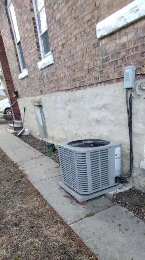 Other - 910 Summit St, Joliet, IL 60435 photo 2 of 5