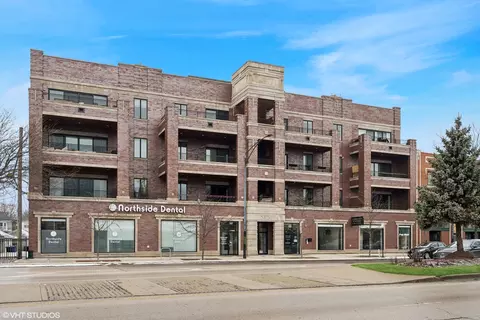 5820 N Clark St #404, Chicago, IL 60660