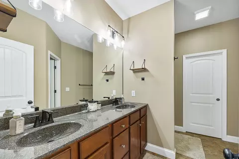 5 Yukon Cir, Bloomington, IL 61705 photo 24