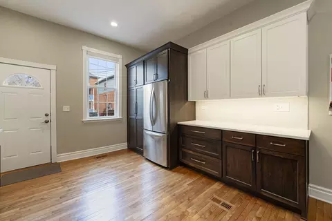 4429 S Berkeley Ave, Chicago, IL 60653 photo 11