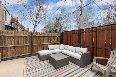 4429 S Berkeley Ave, Chicago, IL 60653 photo 32