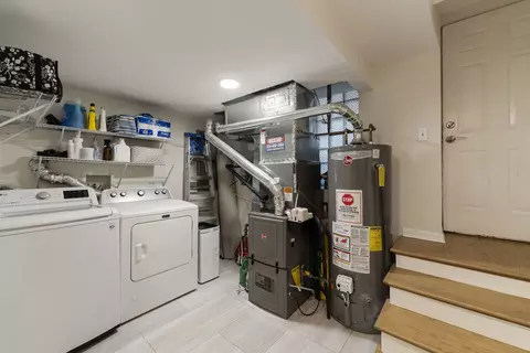 4429 S Berkeley Ave, Chicago, IL 60653 photo 37