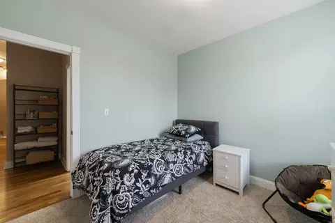 4429 S Berkeley Ave, Chicago, IL 60653 photo 21