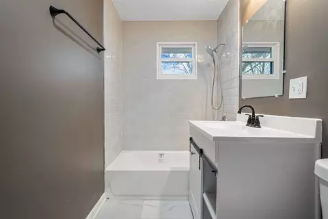 656 W 14th Pl, Chicago Heights, IL 60411 photo 5