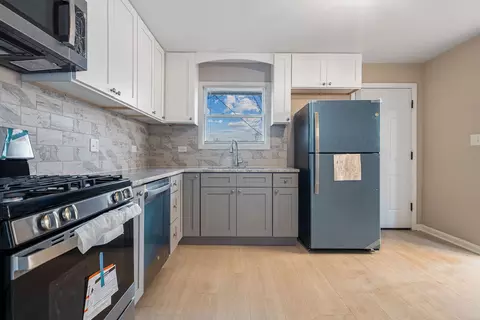656 W 14th Pl, Chicago Heights, IL 60411 photo 3