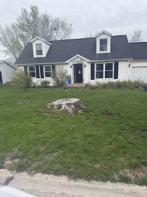 606 W Meyer St, Thomasboro, IL 61878