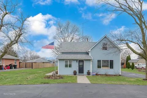 311 N Cedar St, Gardner, IL 60424