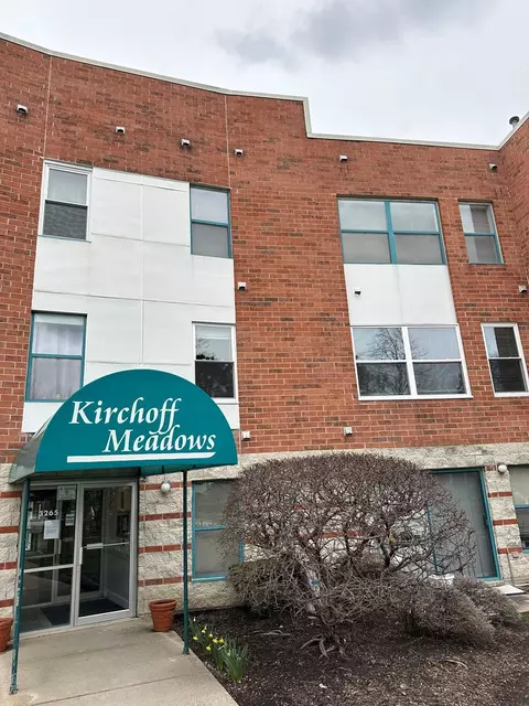 3265 Kirchoff Rd #216, Rolling Meadows, IL 60008 photo 2