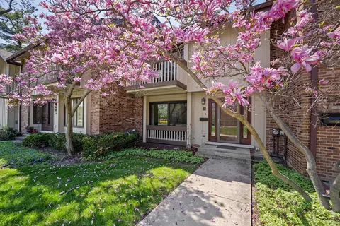 Other - 7 Kane Ct, Willowbrook, IL 60527 photo 1 of 3