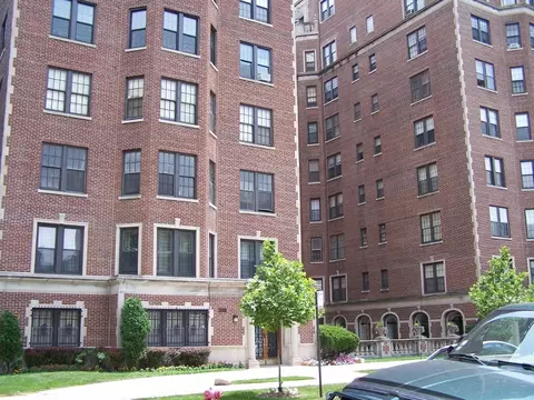 6929 S Crandon Ave #6A, Chicago, IL 60649