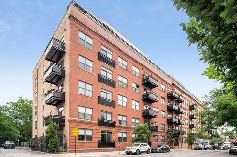 1735 W Diversey Pkwy #515, Chicago, IL 60614