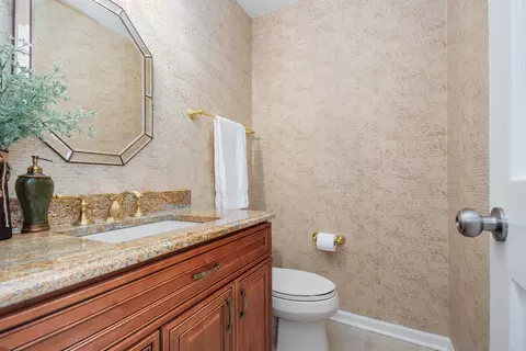 Bath - 1804 Beloit Ct, Naperville, IL 60565 photo 1 of 5