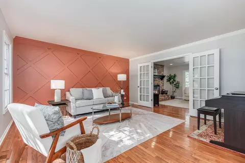 Living - 1804 Beloit Ct, Naperville, IL 60565 photo 2 of 3