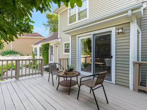 Exterior - 1804 Beloit Ct, Naperville, IL 60565 photo 7 of 11
