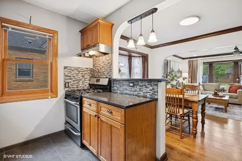 Kitchen - 145 N Eastern Ave, Bartlett, IL 60103 photo 1 of 2