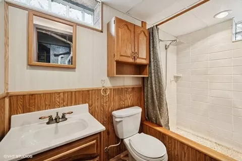 Bath - 145 N Eastern Ave, Bartlett, IL 60103 photo 2 of 2