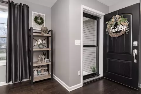 Entry Way - 2912 Conlor Dr, Bloomington, IL 61704 photo 3 of 3