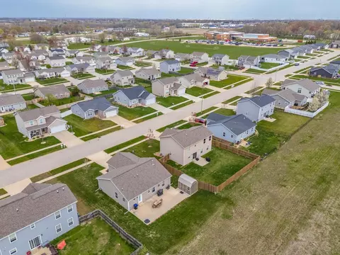 View/Area - 2912 Conlor Dr, Bloomington, IL 61704 photo 1 of 3