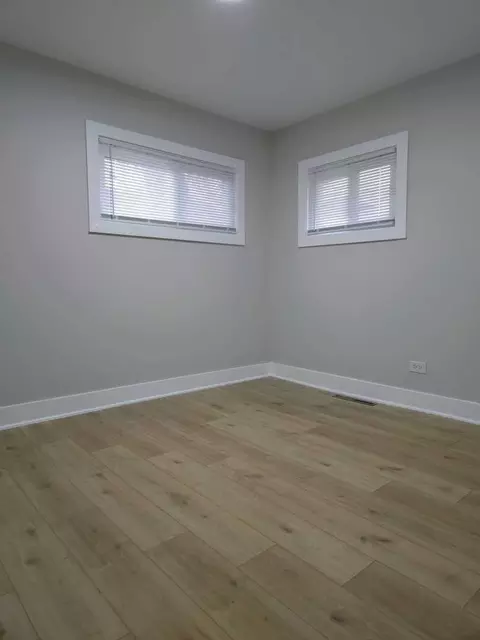 Bedroom - 16117 Wolcott Ave, Markham, IL 60428 photo 2 of 5