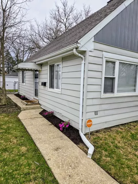 Exterior - 16117 Wolcott Ave, Markham, IL 60428 photo 3 of 4