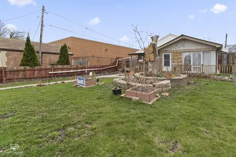 Exterior - 7840 S Springfield Ave, Chicago, IL 60652 photo 1 of 6