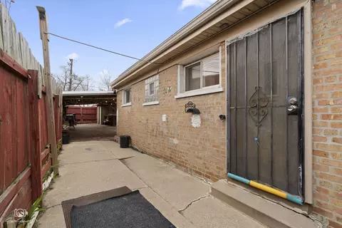 Exterior - 7840 S Springfield Ave, Chicago, IL 60652 photo 2 of 6