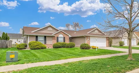 3706 Glenn Brooke Rd, Champaign, IL 61822