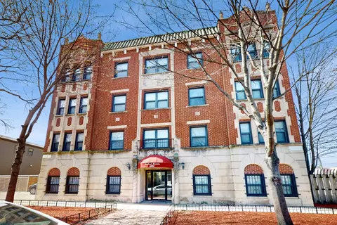 6324 S Kimbark Ave #305, Chicago, IL 60637