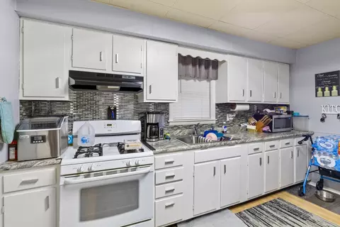 945 Stone St, Kankakee, IL 60901 photo 8