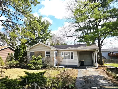 6602 Hunters Path, Cary, IL 60013