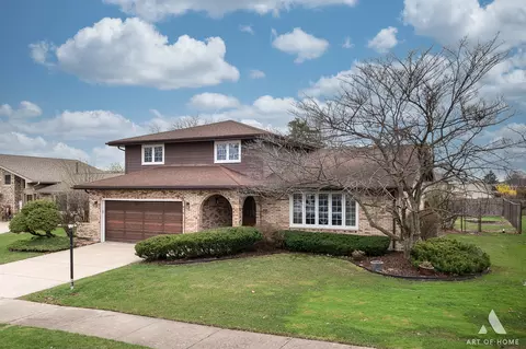 13625 Santa Fe Trl, Orland Park, IL 60467