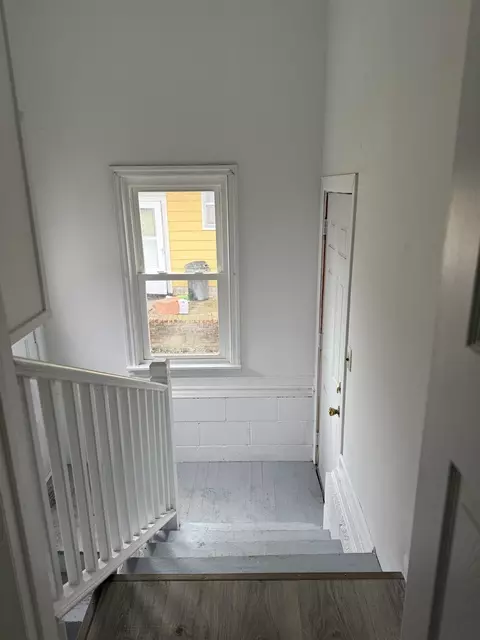 Entry Way - 612 E Maple St, Chatsworth, IL 60921 photo 1 of 1