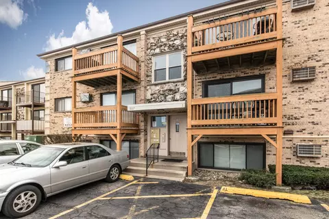 5117 N East River Rd #3A, Chicago, IL 60656