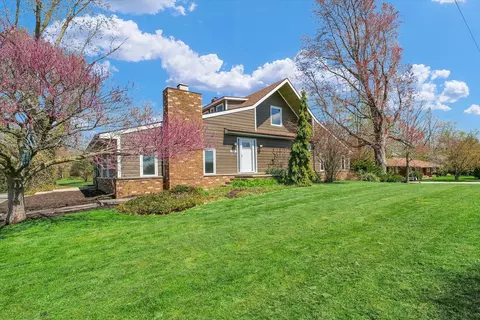 2708 E Perkins Rd, Urbana, IL 61802