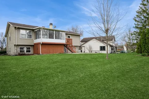 4080 Chesapeake Ct, Hoffman Estates, IL 60192 photo 15