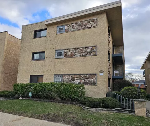 6864 N Northwest Hwy #1A, Chicago, IL 60631