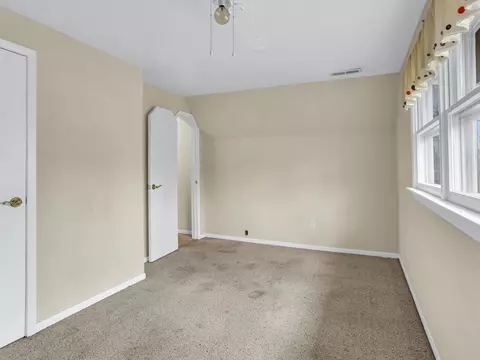 4224 E Lost Bridge Rd, Decatur, IL 62521 photo 22