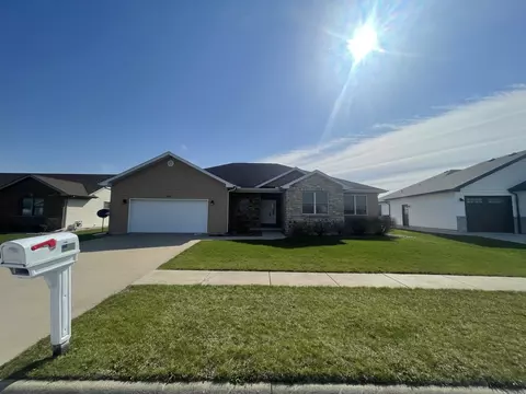 440 Edgebrook Dr, Bourbonnais, IL 60914